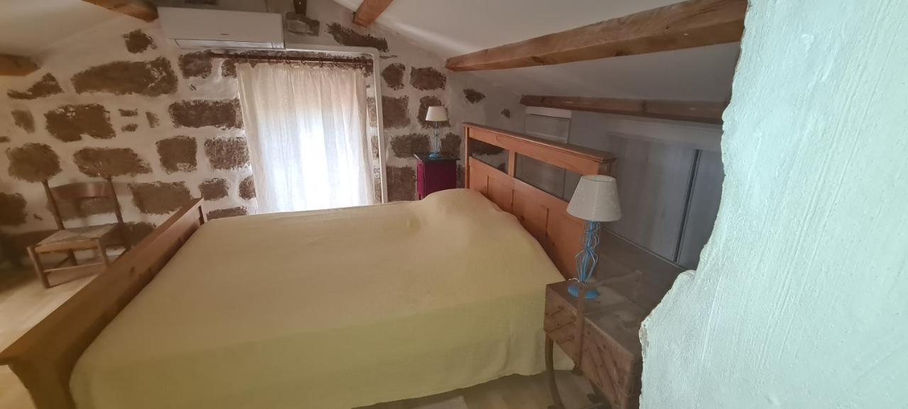 Hotel L'Orca di San Gavinu Figari  Esterno foto