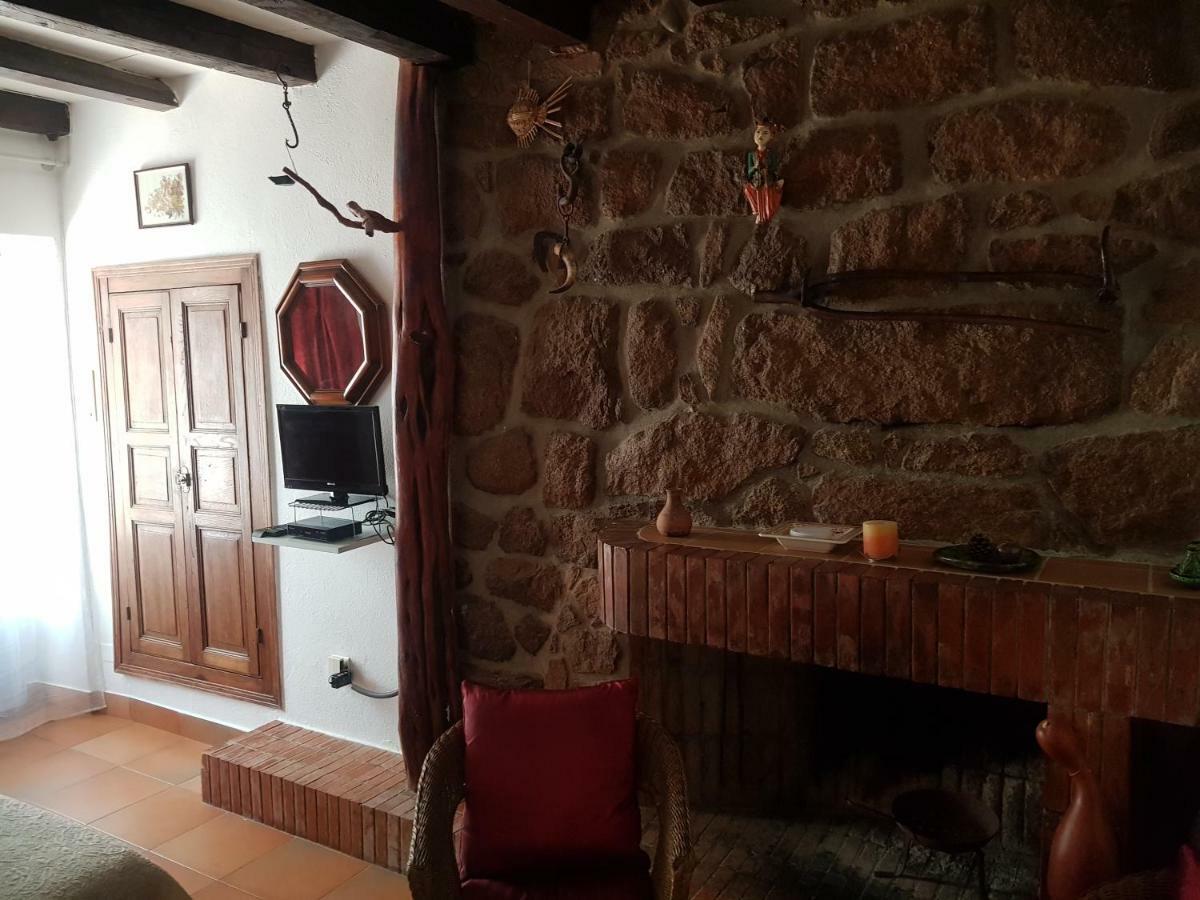 Hotel L'Orca di San Gavinu Figari  Esterno foto